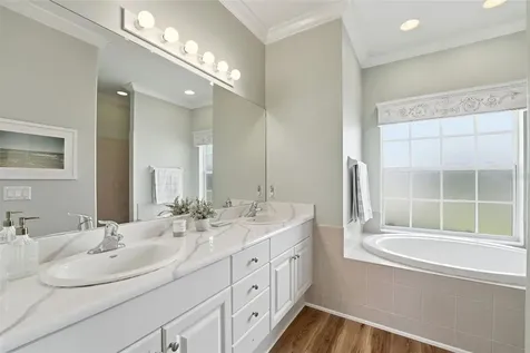 10249 Bay Avenue Englewood FL 34224