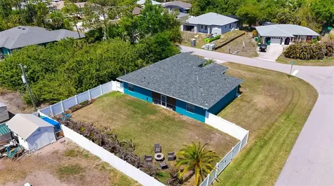 10249 Bay Avenue Englewood FL 34224