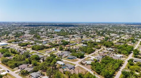 10249 Bay Avenue Englewood FL 34224