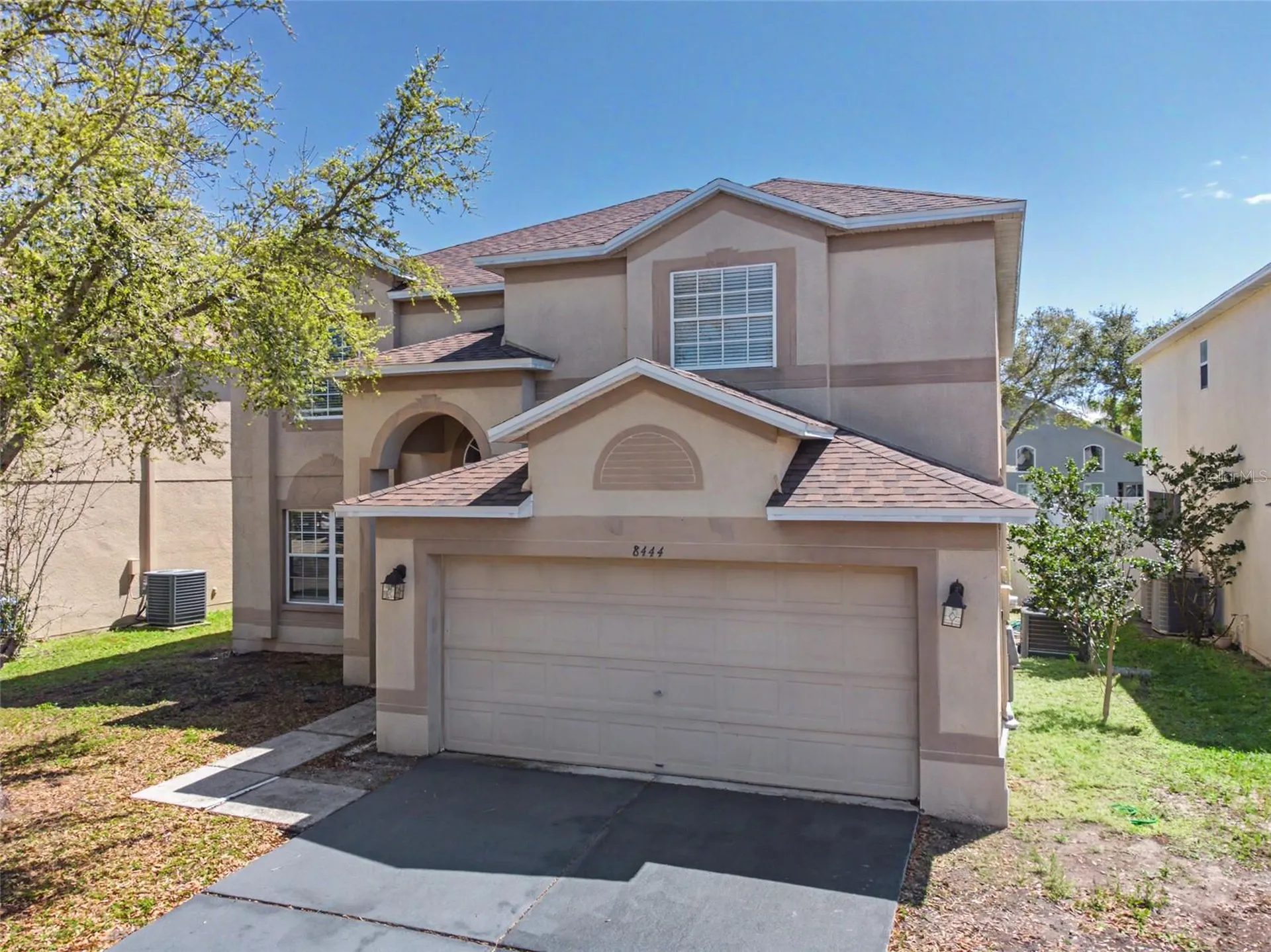 8444 Carriage Pointe Drive Gibsonton FL 33534