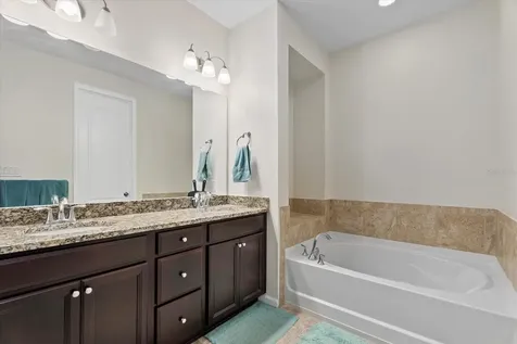 11828 Meadowgate Place Bradenton FL 34211