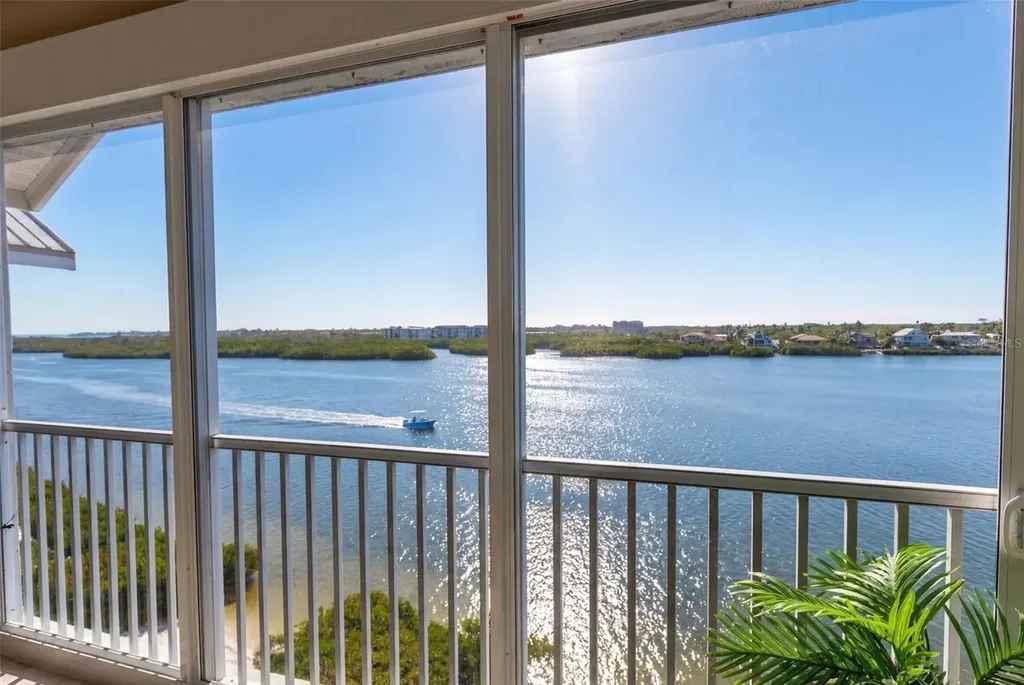 1280 Dolphin Bay Way Sarasota FL 34242