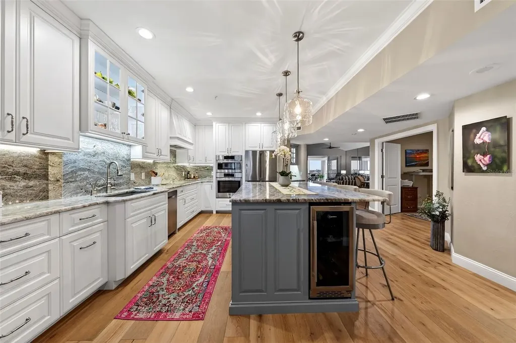 1280 Dolphin Bay Way Sarasota FL 34242