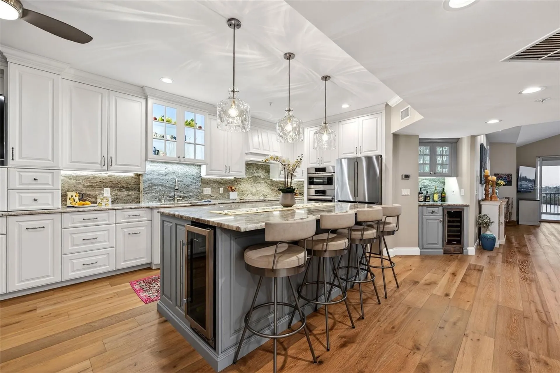 1280 Dolphin Bay Way Sarasota FL 34242
