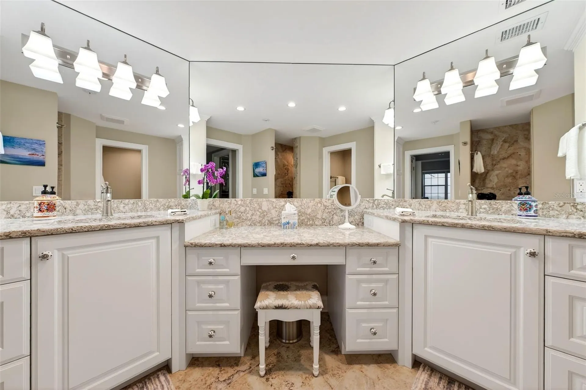 1280 Dolphin Bay Way Sarasota FL 34242