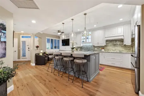 1280 Dolphin Bay Way Sarasota FL 34242