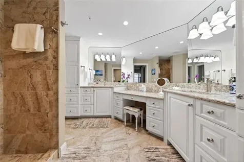 1280 Dolphin Bay Way Sarasota FL 34242