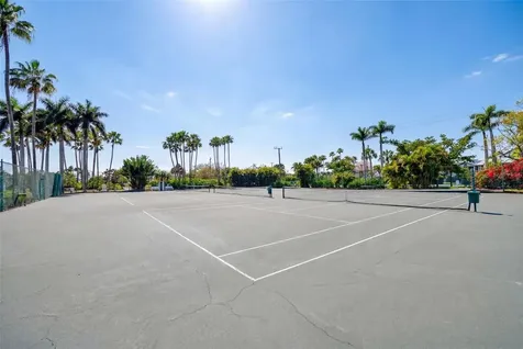 1280 Dolphin Bay Way Sarasota FL 34242
