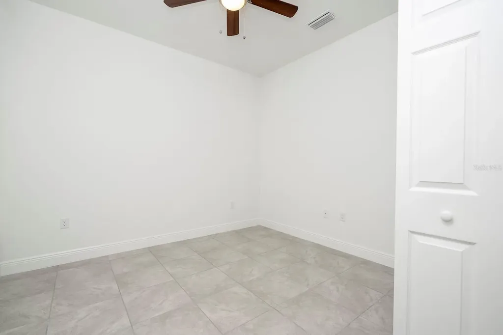 208 Locust Pass Ocala FL 34472