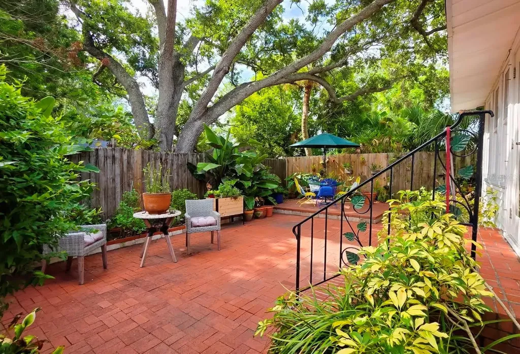 2310 Hickory Avenue Sarasota FL 34234