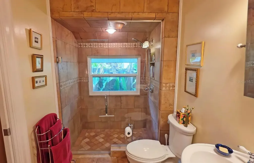 2310 Hickory Avenue Sarasota FL 34234