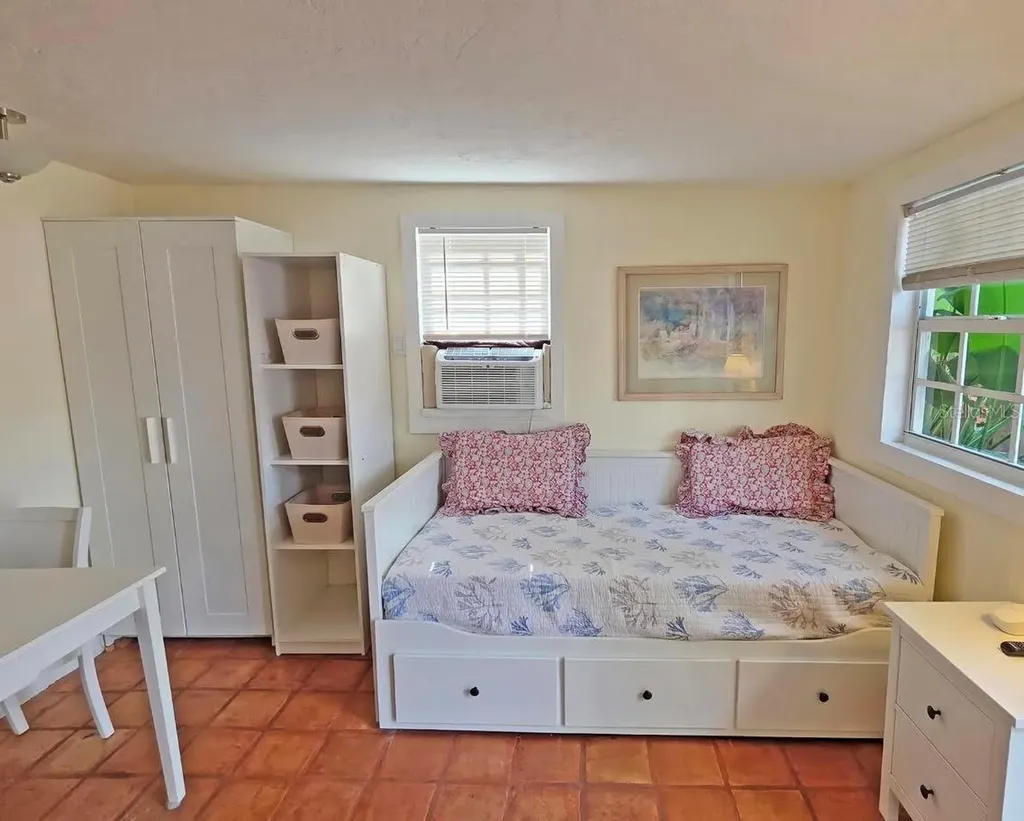 2310 Hickory Avenue Sarasota FL 34234