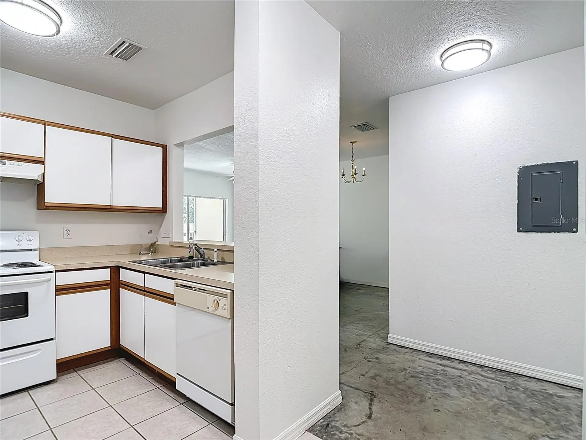 6446 Cypressdale Drive Riverview FL 33578