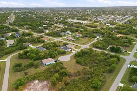118 Delway Way Rotonda West FL 33947