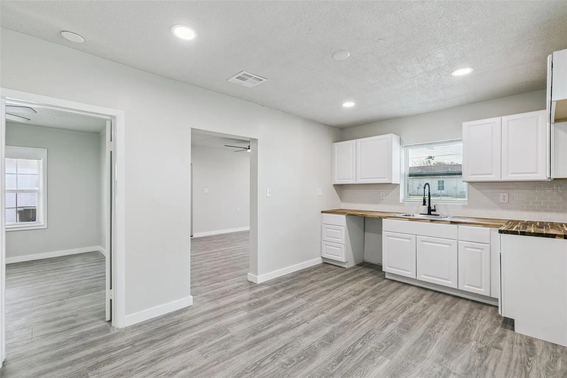 5419 Old Cheney Highway Orlando FL 32807