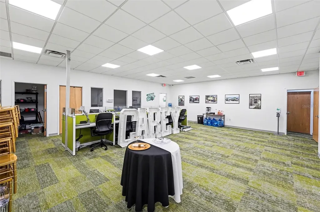 2304 E Busch Boulevard Tampa FL 33612