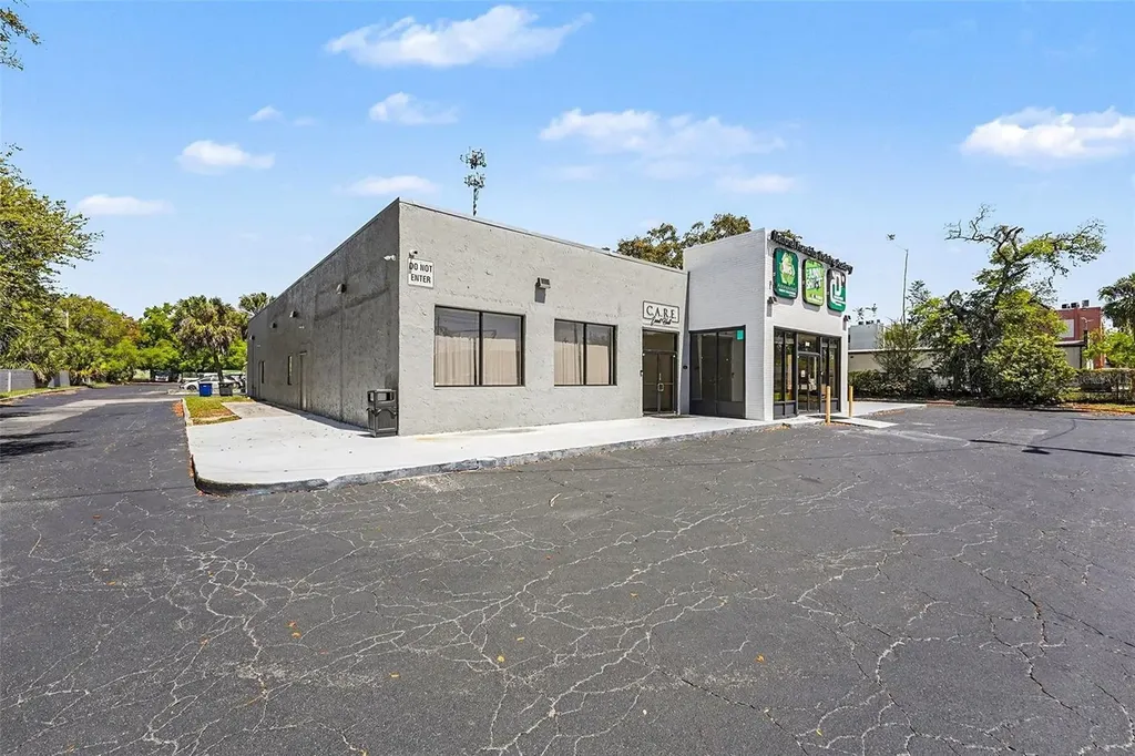 2304 E Busch Boulevard Tampa FL 33612