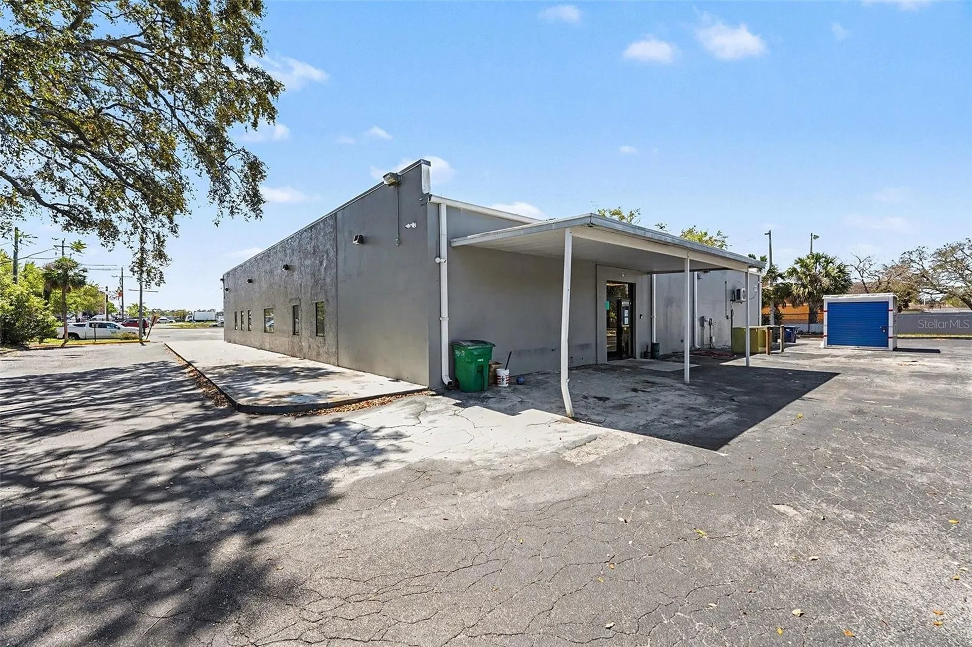 2304 E Busch Boulevard Tampa FL 33612