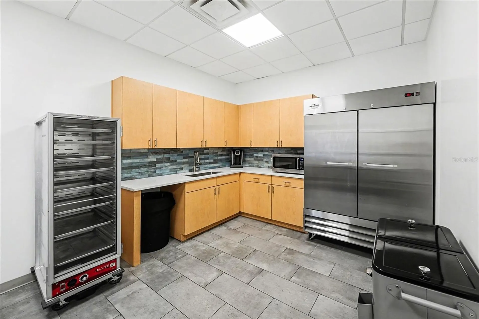 2304 E Busch Boulevard Tampa FL 33612