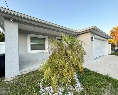 1014 1/2 E Okaloosa Avenue Tampa FL 33604