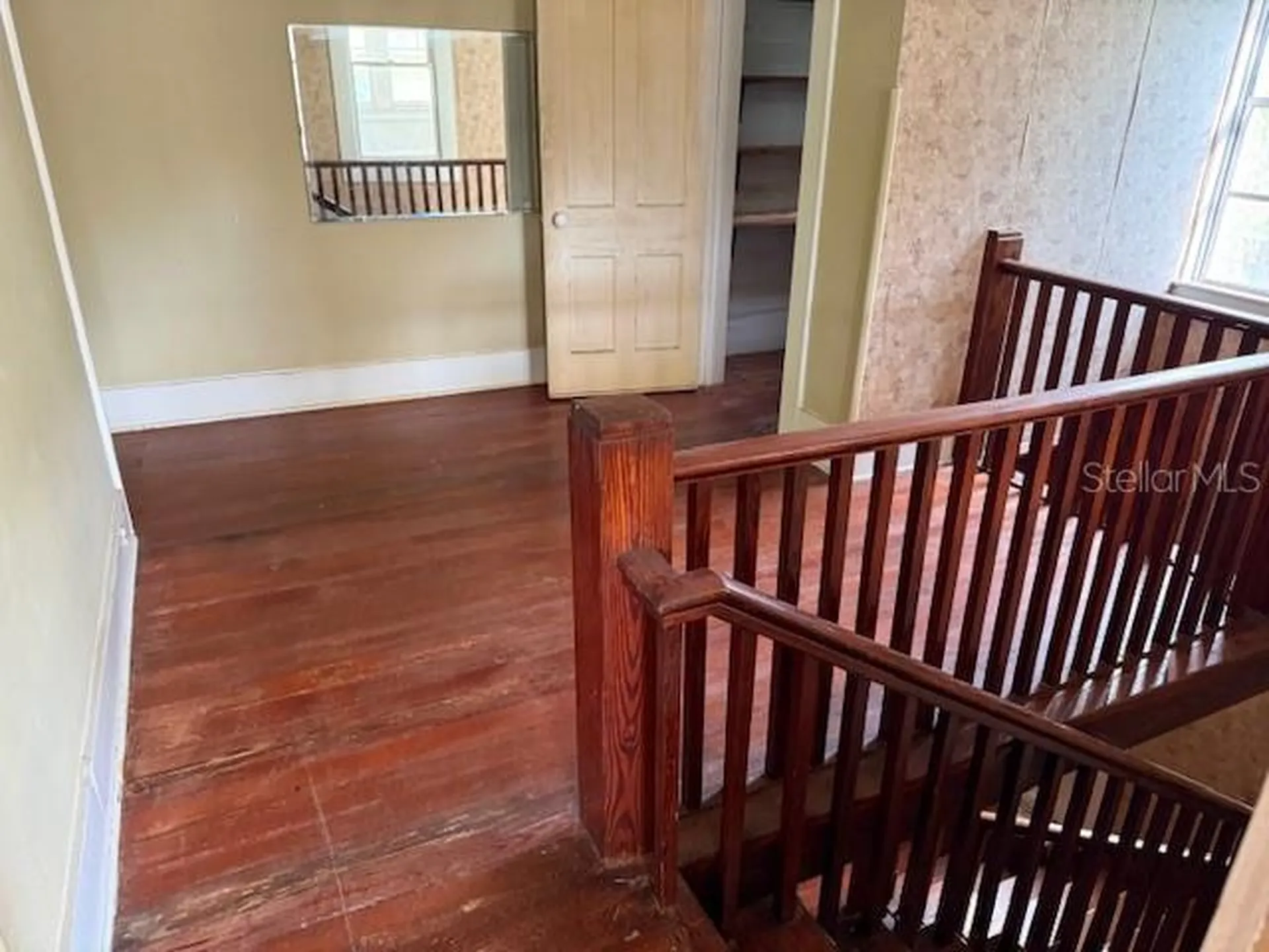 1600 E Lakeview Avenue Eustis FL 32726