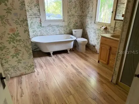 1600 E Lakeview Avenue Eustis FL 32726