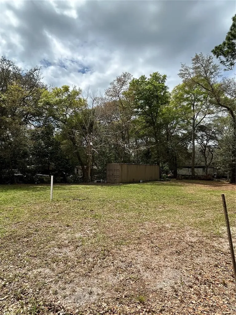 4TH Street Altoona FL 32702