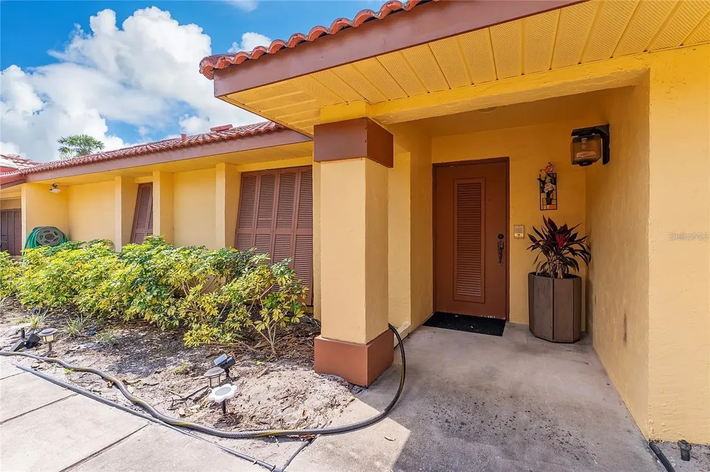 5053 Maui Circle Orlando FL 32808