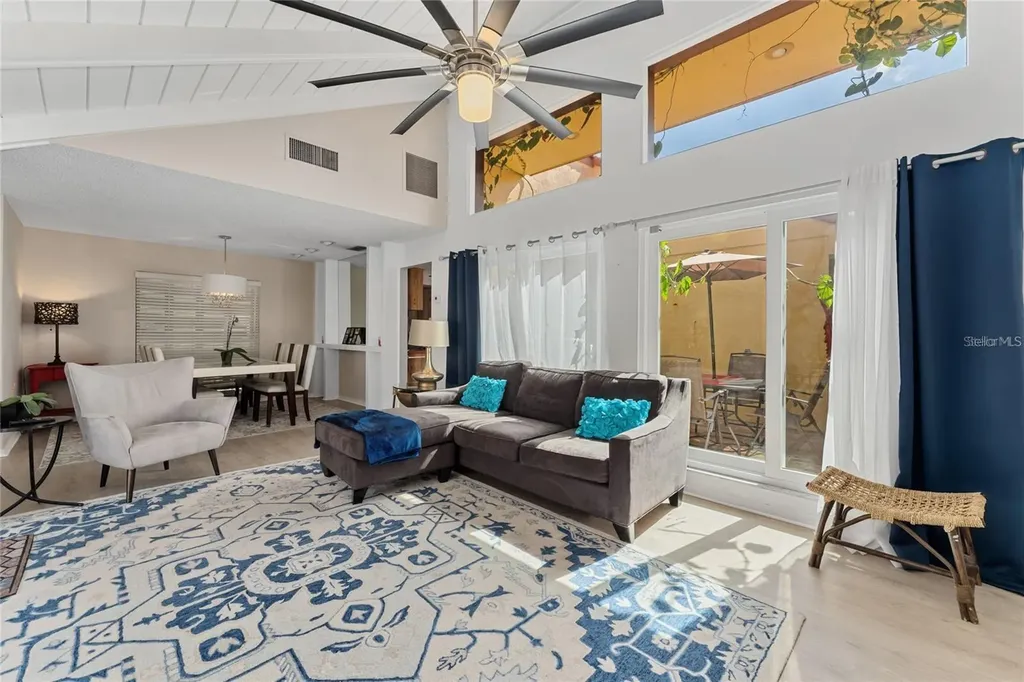 5053 Maui Circle Orlando FL 32808