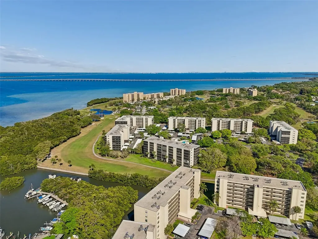 900 Cove Cay Drive Clearwater FL 33760