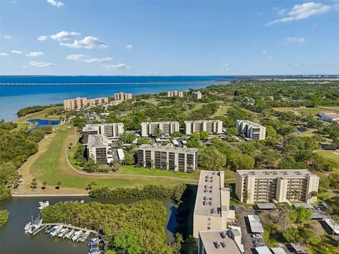 900 Cove Cay Drive Clearwater FL 33760