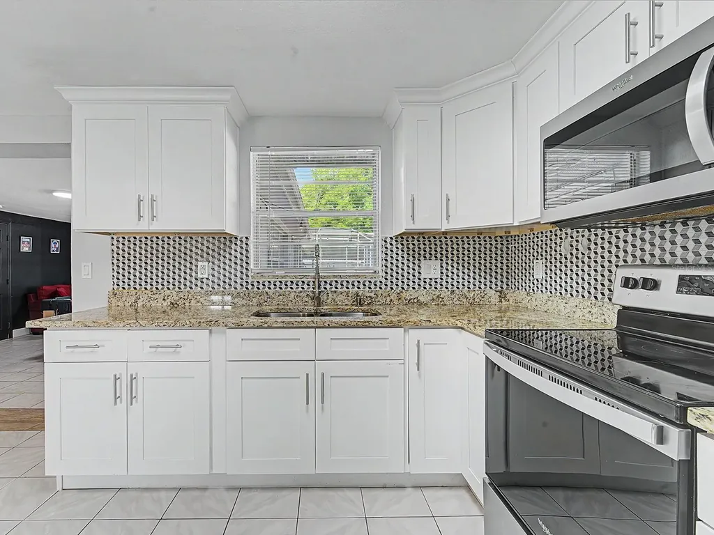 7012 Center Creek Drive Tampa FL 33615