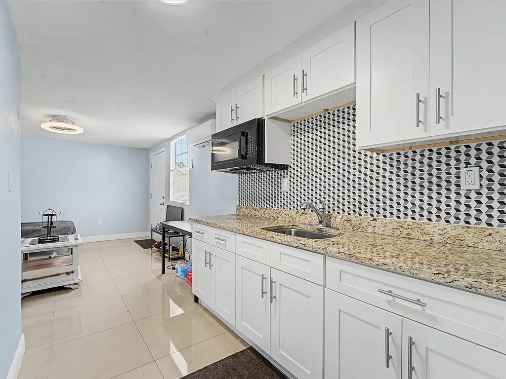 7012 Center Creek Drive Tampa FL 33615