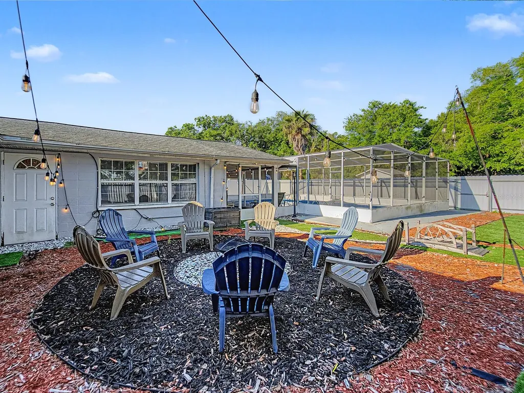 7012 Center Creek Drive Tampa FL 33615