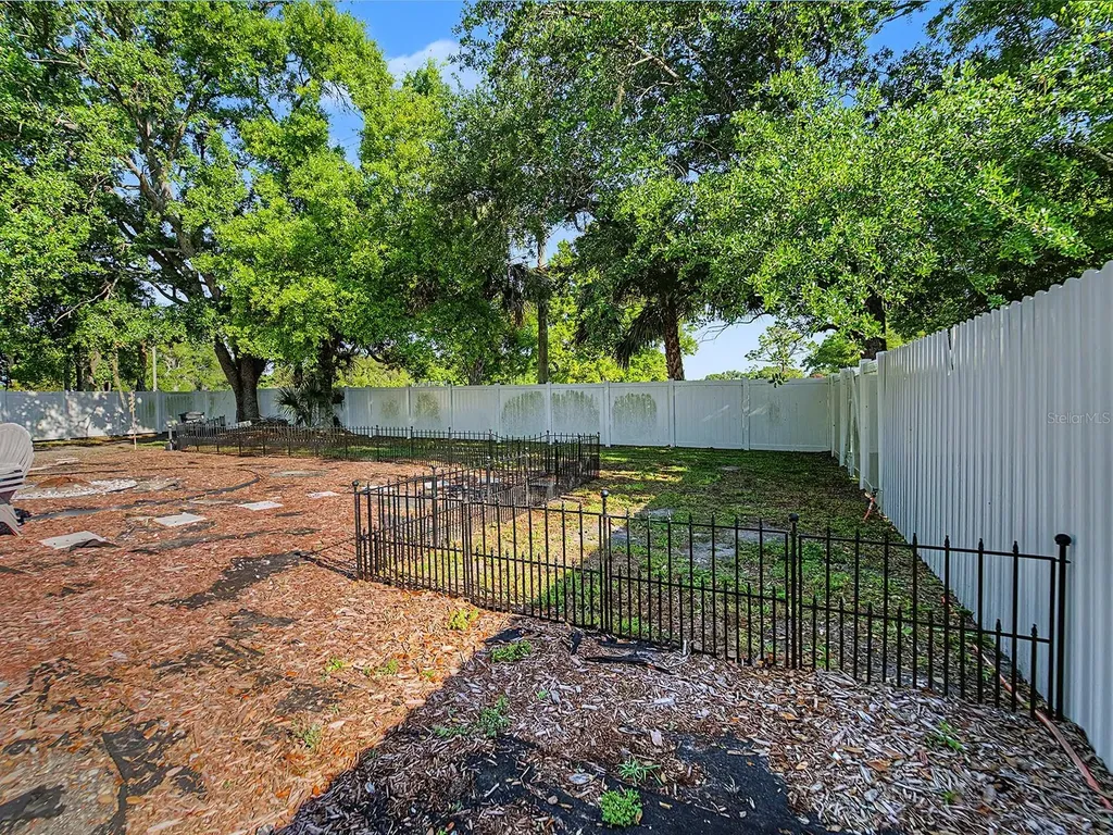 7012 Center Creek Drive Tampa FL 33615