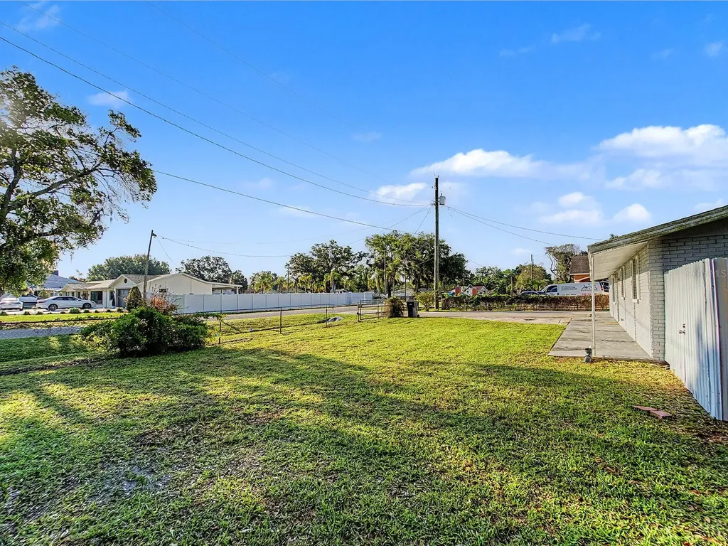 7012 Center Creek Drive Tampa FL 33615