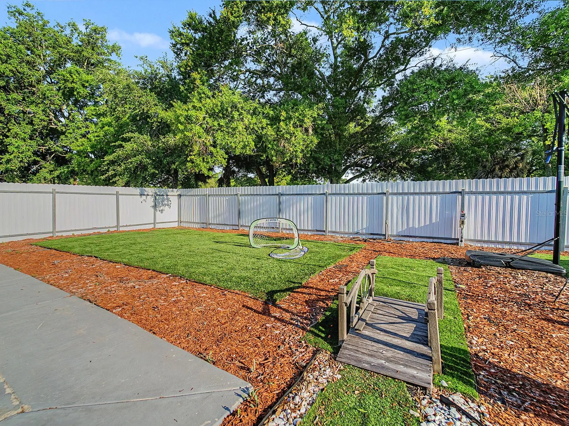 7012 Center Creek Drive Tampa FL 33615