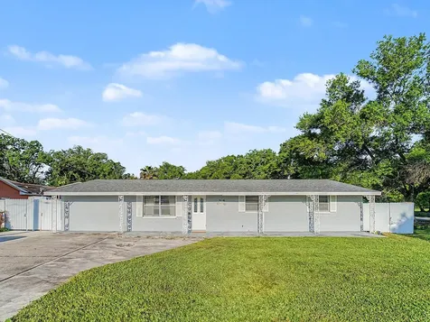 7012 Center Creek Drive Tampa FL 33615