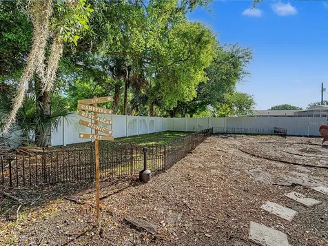 7012 Center Creek Drive Tampa FL 33615