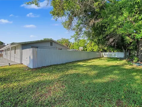 7012 Center Creek Drive Tampa FL 33615