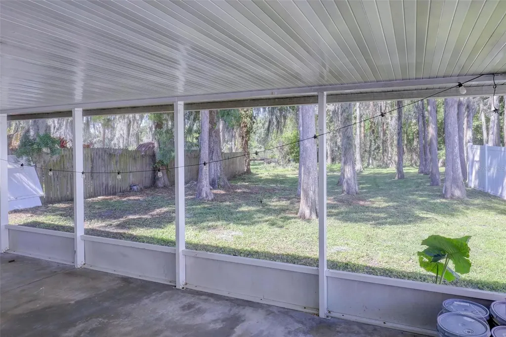 16206 Sagebrush Road Tampa FL 33618