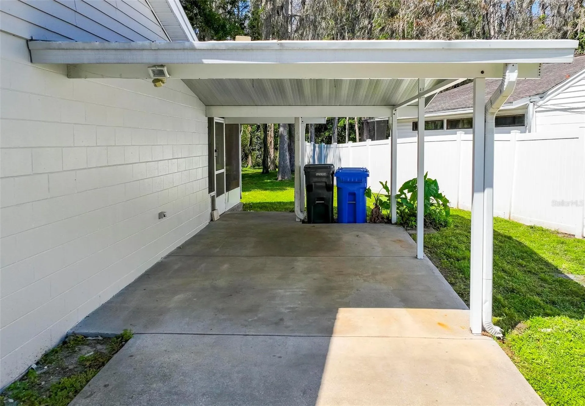 16206 Sagebrush Road Tampa FL 33618