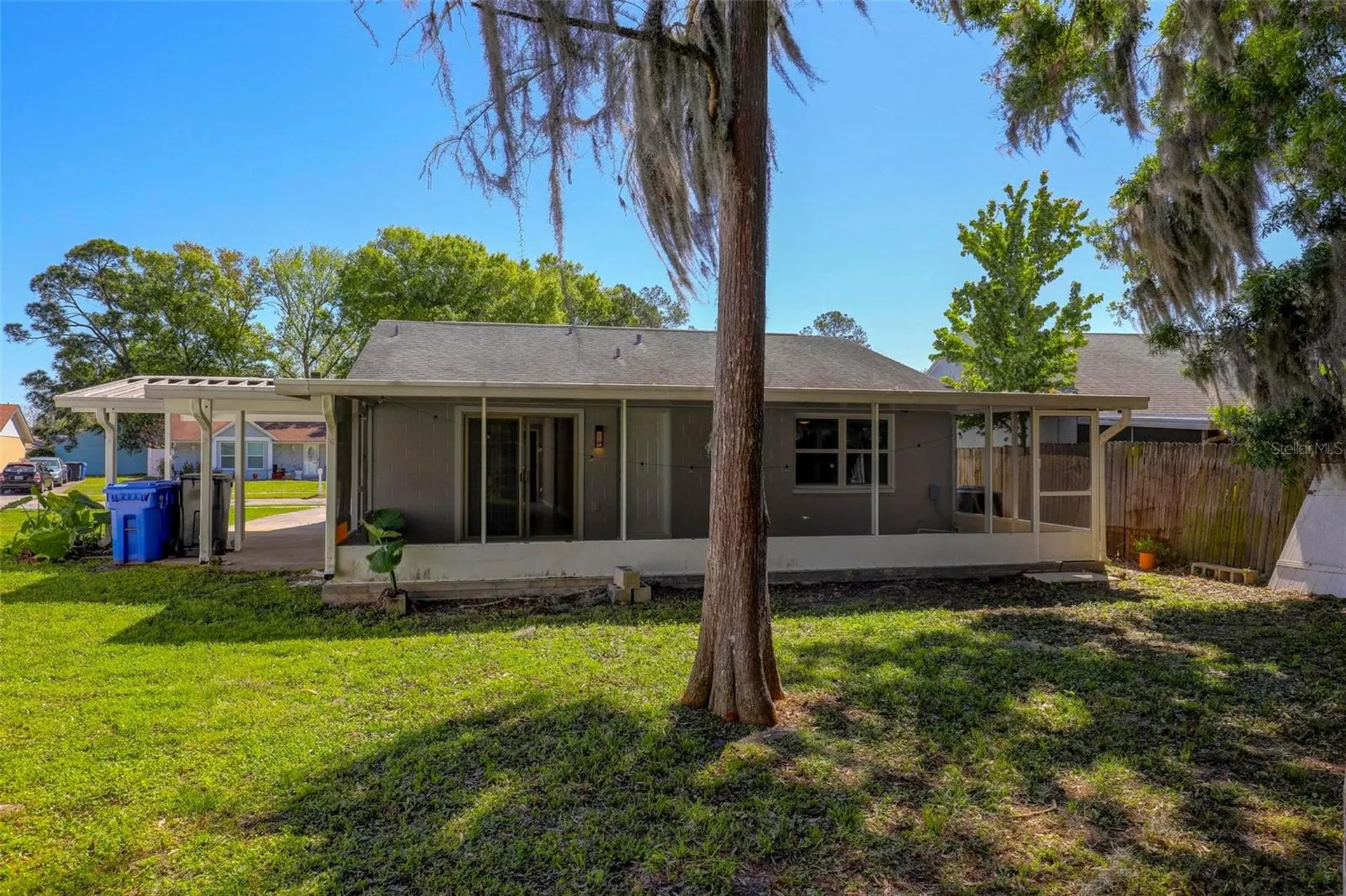 16206 Sagebrush Road Tampa FL 33618