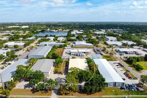 2953 63rd Avenue E Bradenton FL 34203
