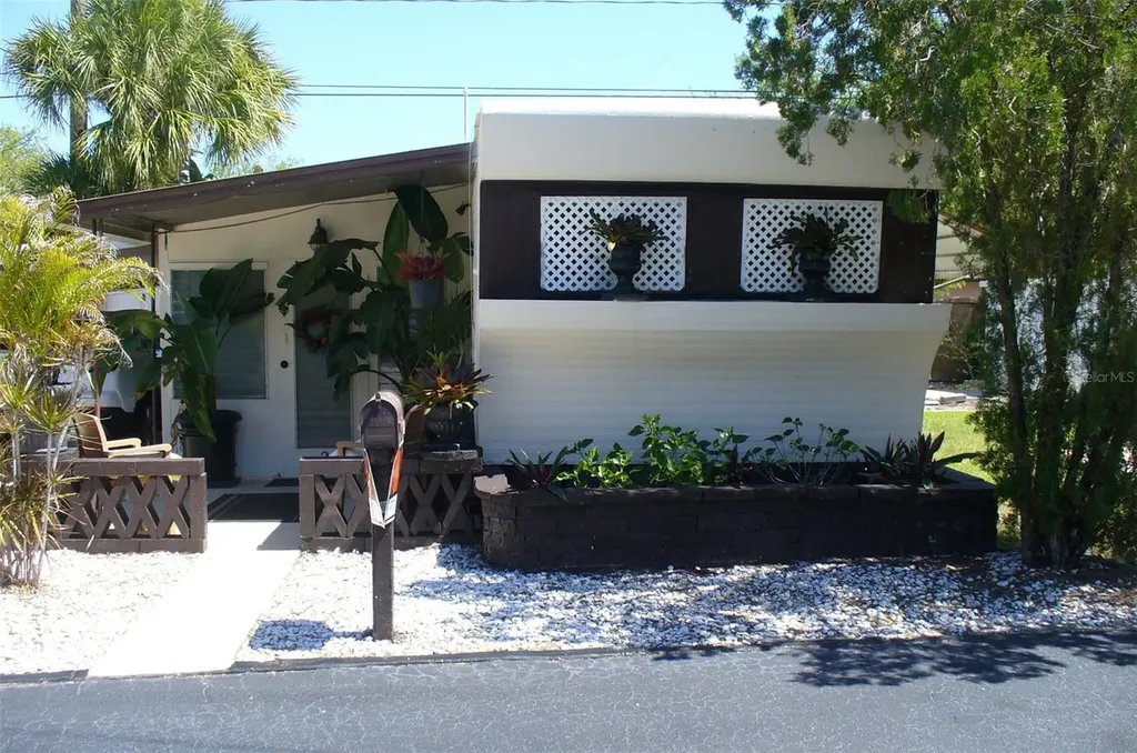 7801 34th Avenue N St Petersburg FL 33710