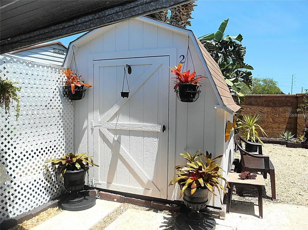 7801 34th Avenue N St Petersburg FL 33710