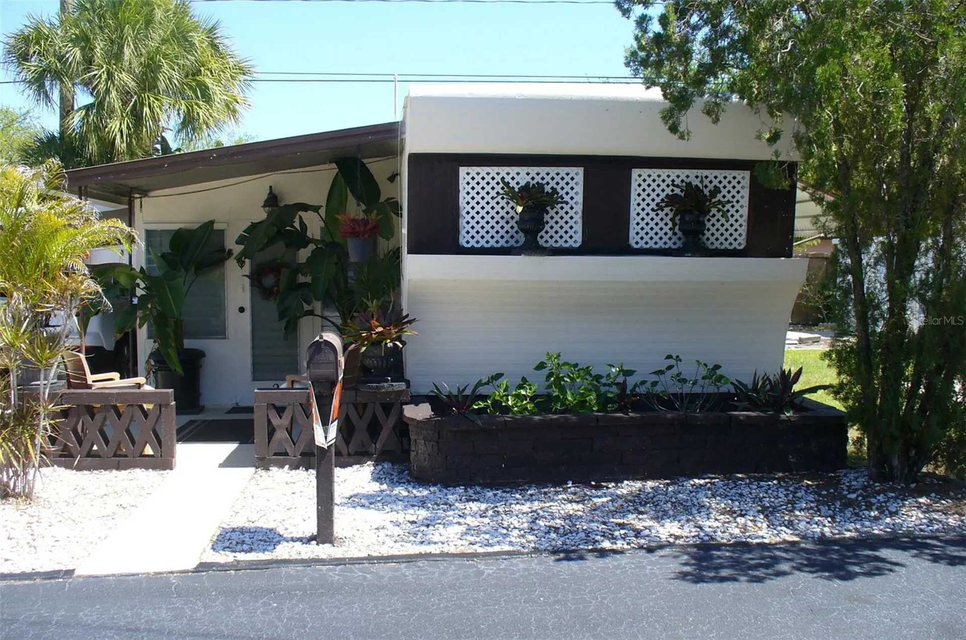 7801 34th Avenue N St Petersburg FL 33710