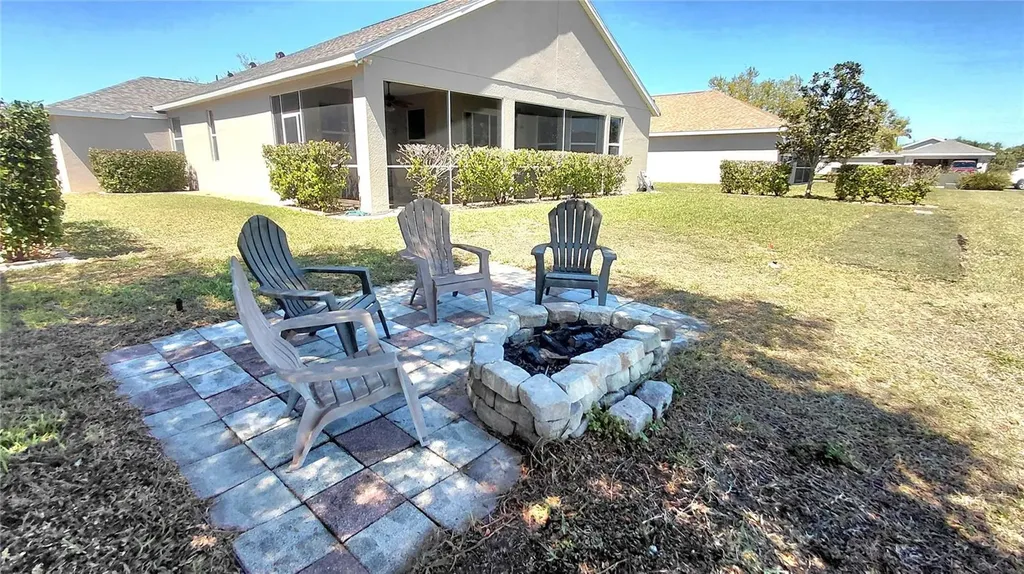 7117 50-th Avenue Circle E Palmetto FL 34221