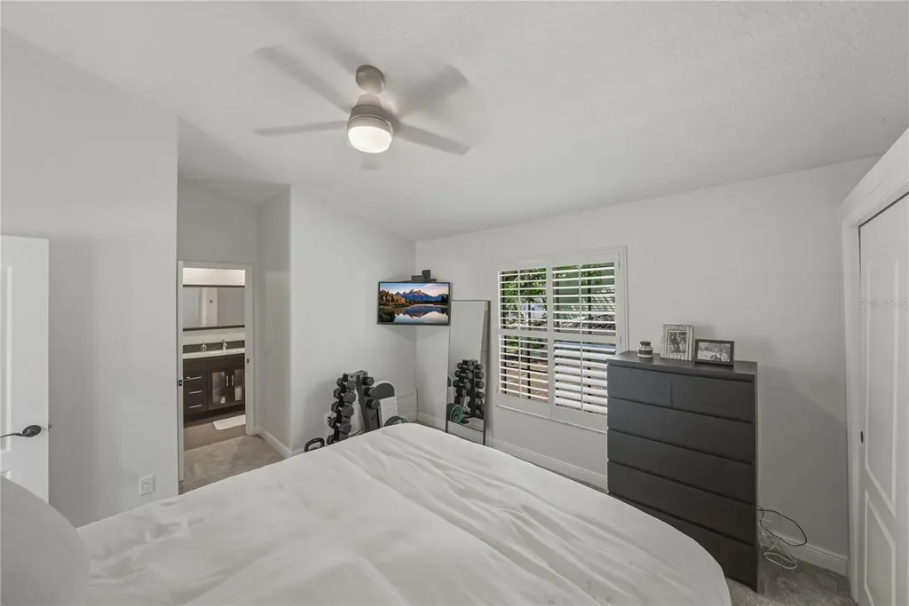 6117 S Russell Street Tampa FL 33611