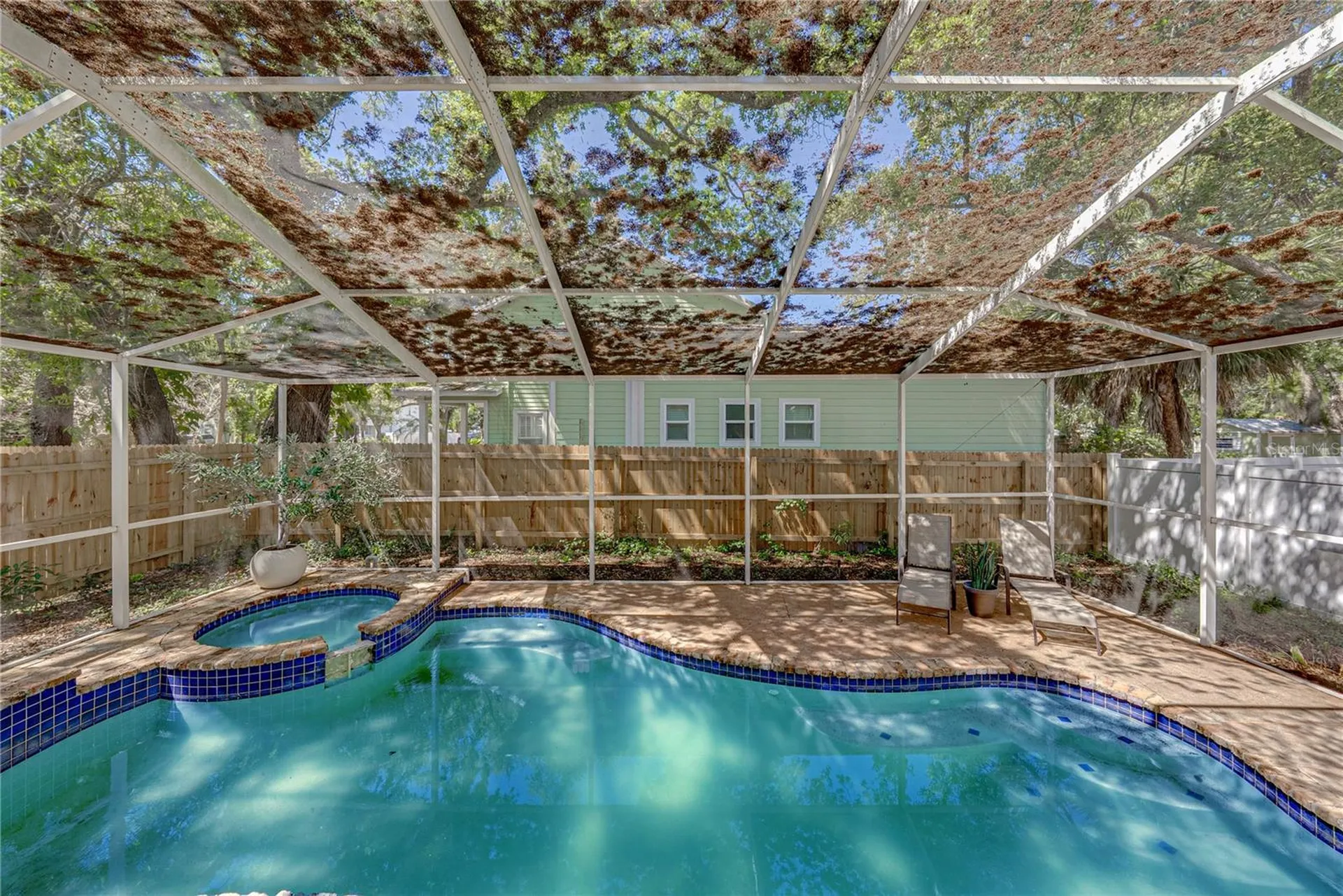 6117 S Russell Street Tampa FL 33611